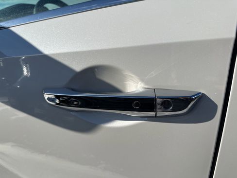 Used 2023 Honda Odyssey Touring image 7