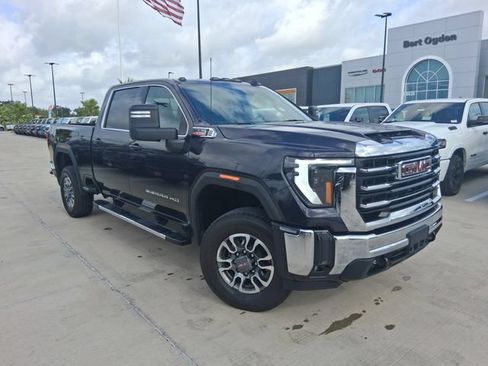 Used 2026 GMC Sierra 2500 SLE w/ SLE Value Package; AWD/4WD image 1