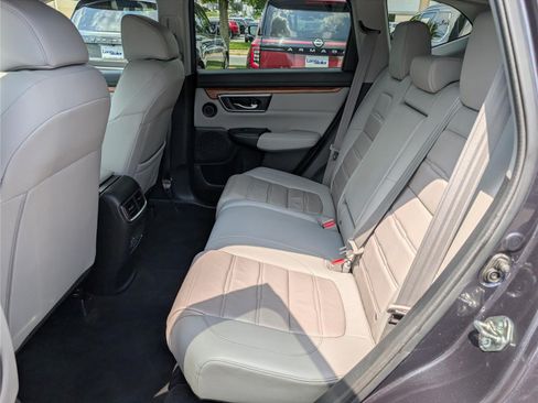Used 2017 Honda CR-V Touring image 16