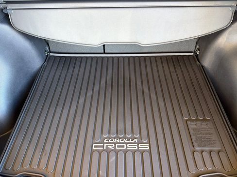 New 2026 Toyota Corolla Cross XLE image 18
