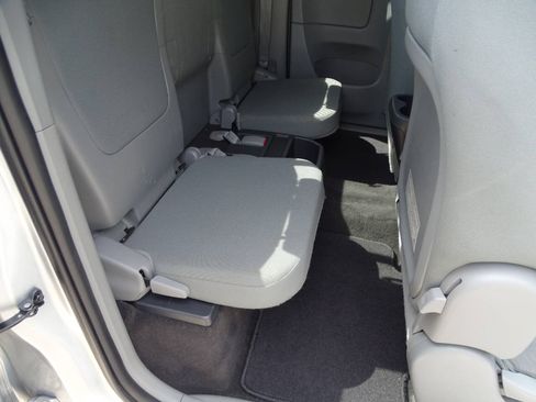 Used 2012 Toyota Tacoma 4x4 Access Cab SR5 image 31