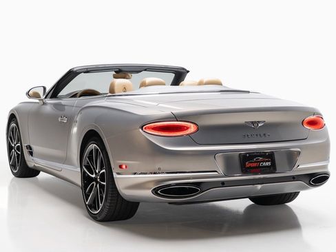 Used 2020 Bentley Continental GT image 10