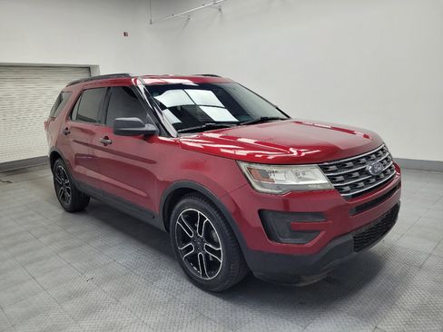 Used 2017 Ford Explorer FWD image 13