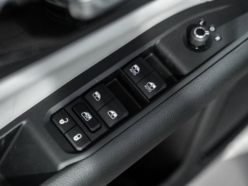 New 2026 Jeep Compass Limited w/ Sun, Sound & Navigation Group image 38