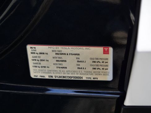 Used 2016 Tesla Model X 90D AWD/4WD image 39
