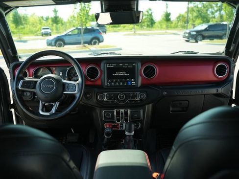 Used 2021 Jeep Wrangler Unlimited Rubicon AWD/4WD image 27