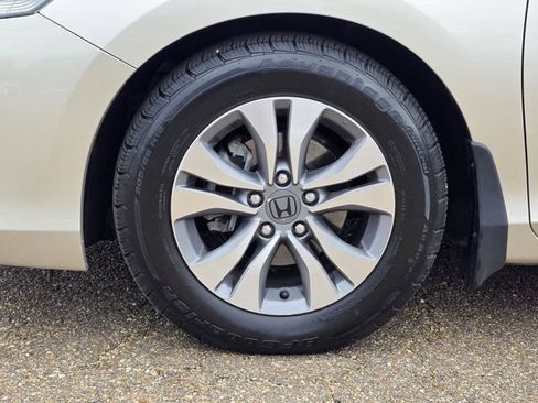 Used 2014 Honda Accord LX image 27