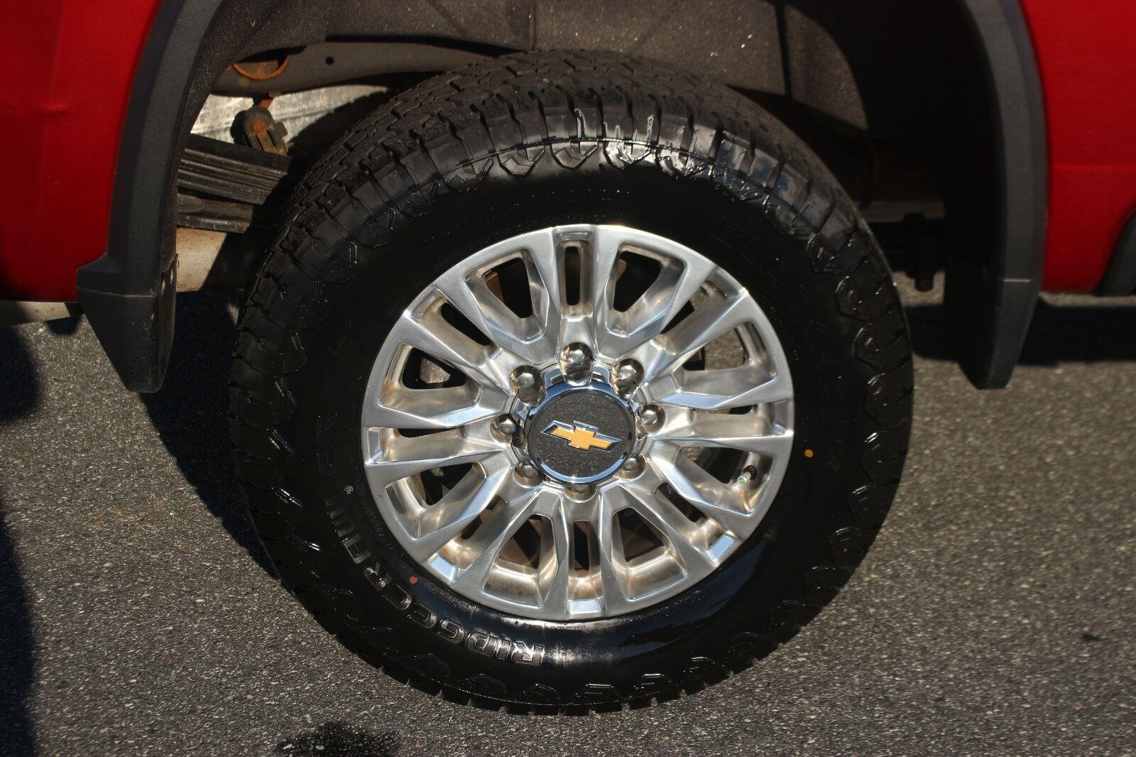 Used 2022 Chevrolet Silverado 2500 High Country w/ Z71 Off-Road Package AWD/4WD image 41