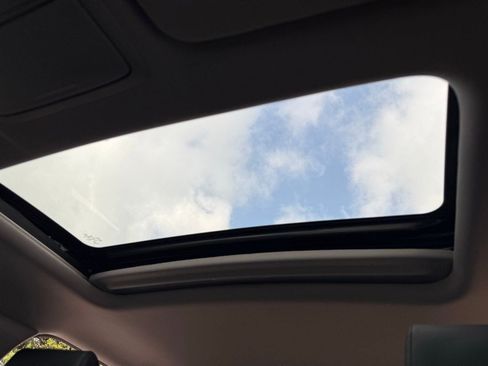 Used 2021 Honda CR-V Touring image 20