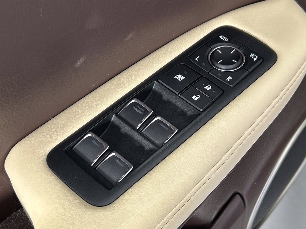 Used 2019 Lexus RX 450h AWD w/ Navigation Package image 38