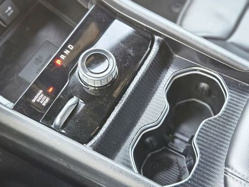 Used 2024 Jeep Grand Cherokee L Limited w/ Luxury Tech Group II image 25