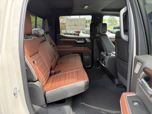 New 2026 GMC Sierra 1500 Denali Ultimate image 19