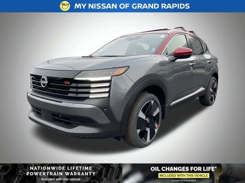 New 2026 Nissan Kicks SR w/ Cold Weather Package image 2