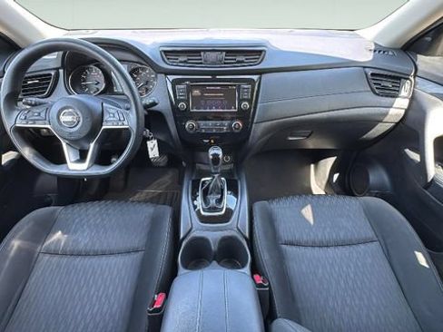 Used 2018 Nissan Rogue S AWD/4WD image 12