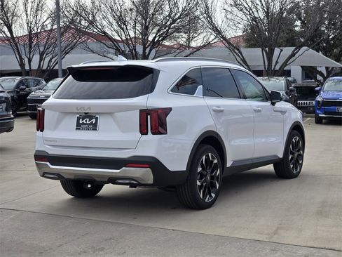 New 2026 Kia Sorento EX image 4