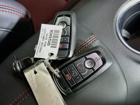 Used 2025 Ford Mustang GT Premium RWD image 20
