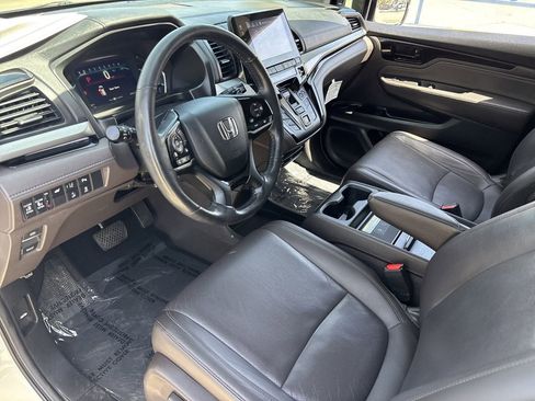 Used 2018 Honda Odyssey Elite image 17