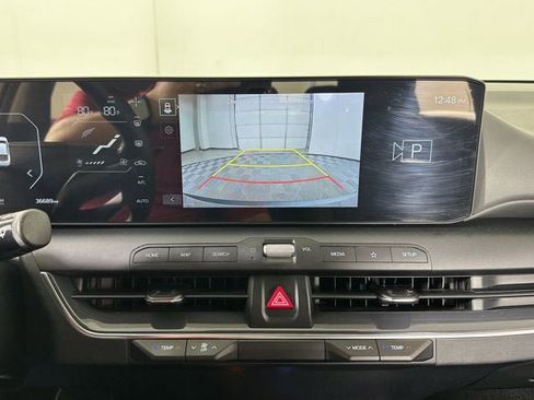 Used 2025 Kia K4 EX image 13