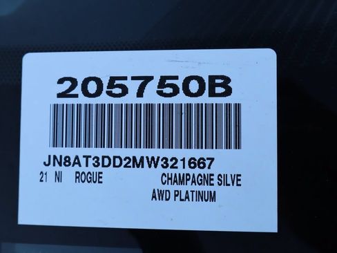 Used 2021 Nissan Rogue Platinum AWD/4WD image 39