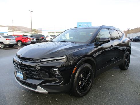 Certified 2023 Chevrolet Blazer LT w/ Midnight/Sport Edition image 1