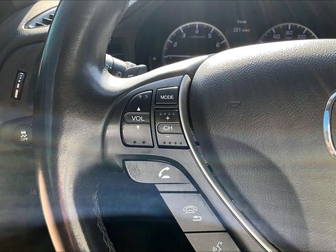 Used 2017 Acura ILX FWD image 23