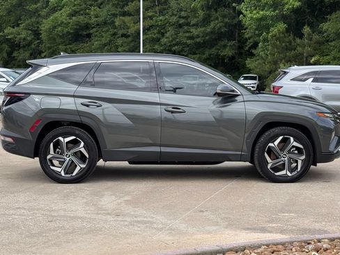 Used 2024 Hyundai Tucson Limited AWD/4WD image 12