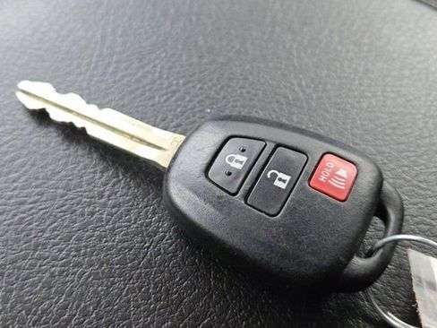 Used 2020 Toyota 4Runner TRD Off-Road image 35