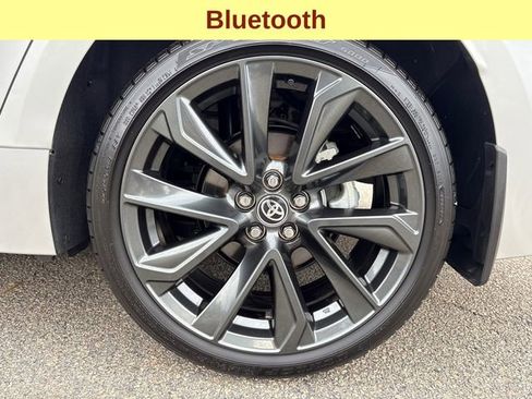 Certified 2025 Toyota Corolla SE image 9