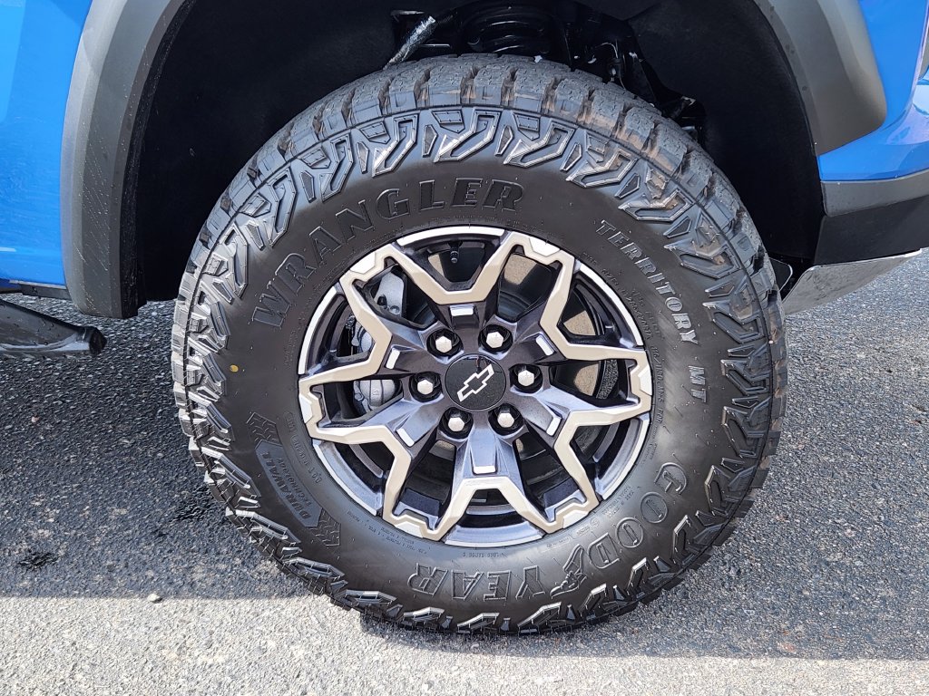 New 2026 Chevrolet Colorado ZR2 w/ Technology Package AWD/4WD image 47