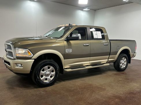 Used 2015 RAM 3500 Laramie Longhorn image 32