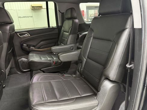 Used 2019 GMC Yukon XL Denali AWD/4WD image 22