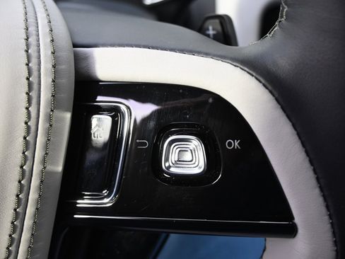 New 2026 Lincoln Aviator AWD image 36