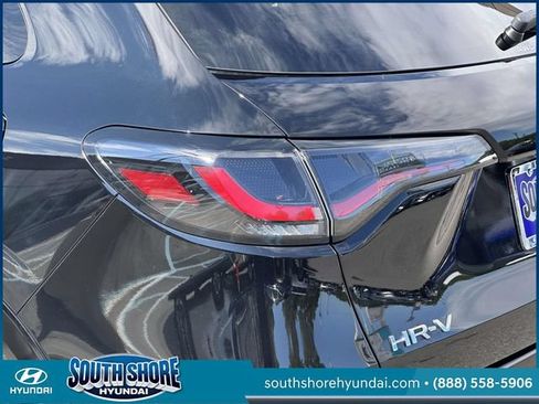 Used 2024 Honda HR-V EX-L image 10