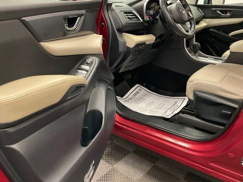 Used 2019 Subaru Ascent Premium AWD/4WD image 13