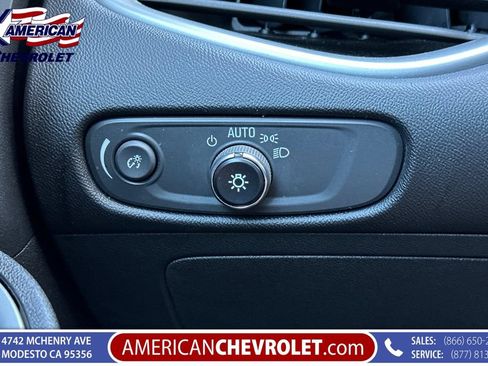 Used 2023 Chevrolet Malibu LT FWD image 36