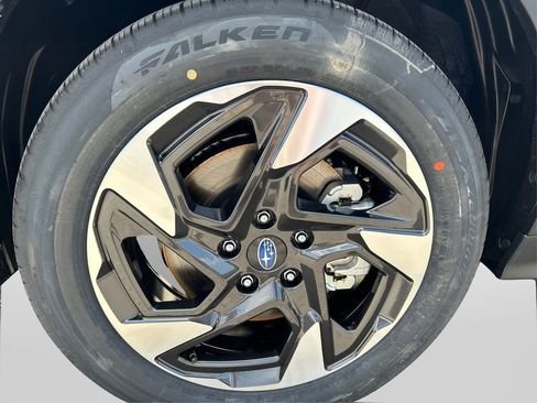 New 2025 Subaru Crosstrek 2.5i Limited w/ Crosstrek Mirror Package image 14