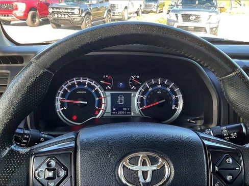 Used 2015 Toyota 4Runner Trail Premium AWD/4WD image 13
