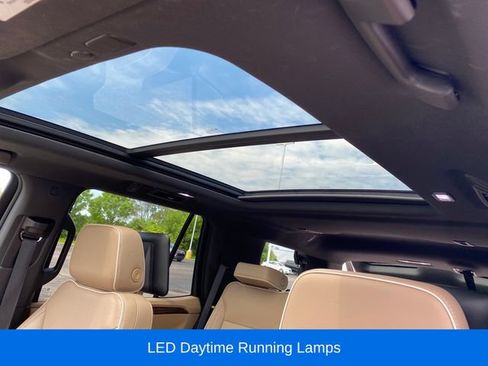 Certified 2021 Chevrolet Tahoe Premier AWD/4WD image 15