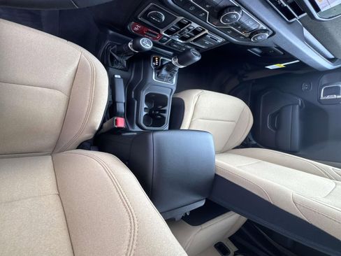 New 2026 Jeep Gladiator Willys AWD/4WD image 24