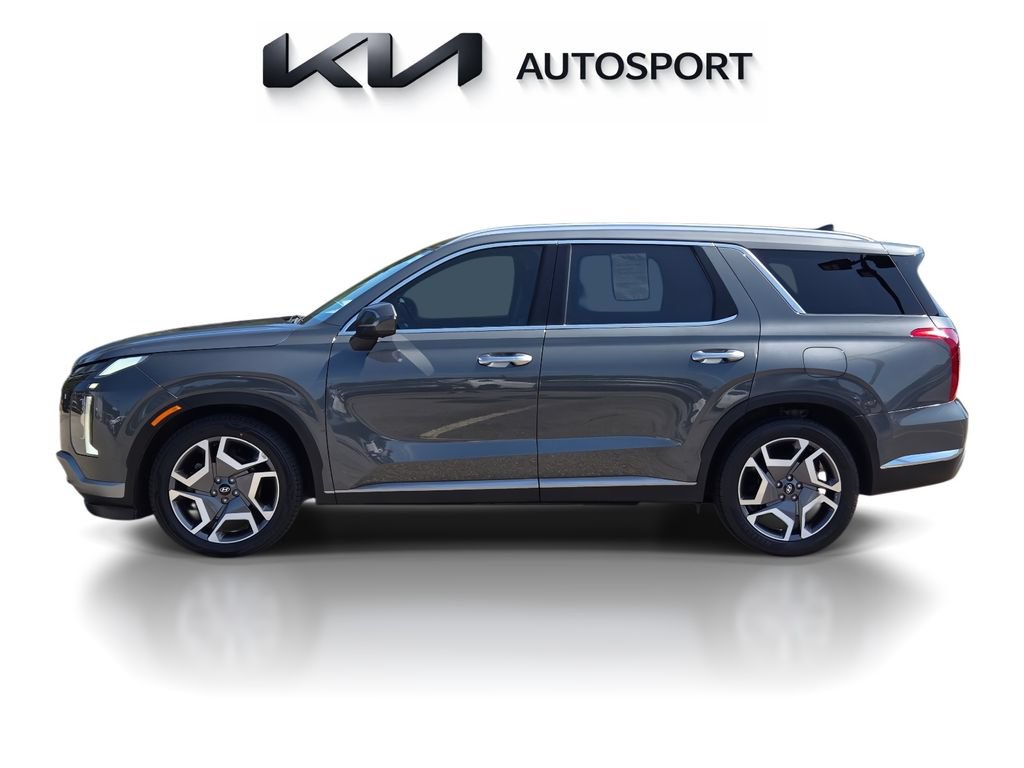 Used 2023 Hyundai Palisade Limited w/ Cargo Package FWD image 13