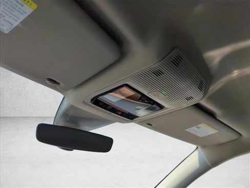 Used 2024 Volkswagen Atlas SE FWD image 14