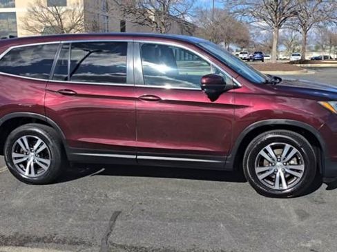 Used 2017 Honda Pilot EX-L image 2