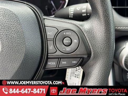 Used 2024 Toyota RAV4 LE image 22
