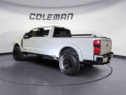 Used 2025 Ford F250 Lariat w/ Lariat Ultimate Package image 3