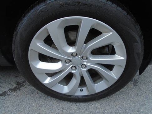 Used 2020 Land Rover Discovery Sport S image 18