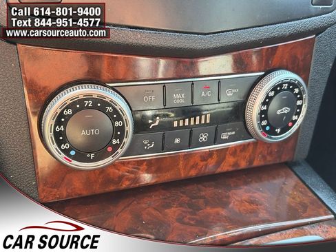 Used 2009 Mercedes-Benz C 300 4MATIC Sedan image 17