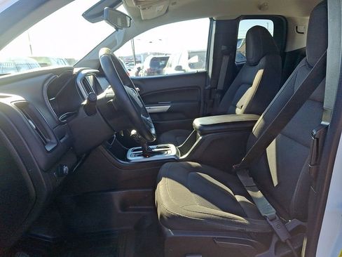 Used 2020 Chevrolet Colorado LT w/ Safety Package image 13