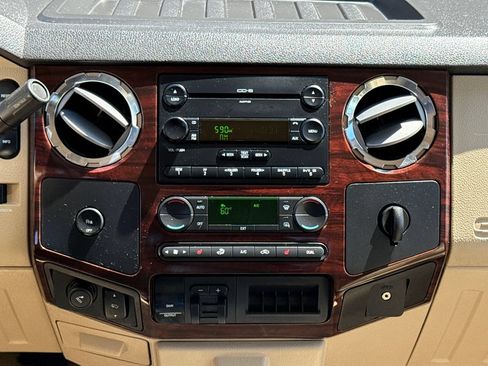 Used 2008 Ford F350 Lariat RWD image 13