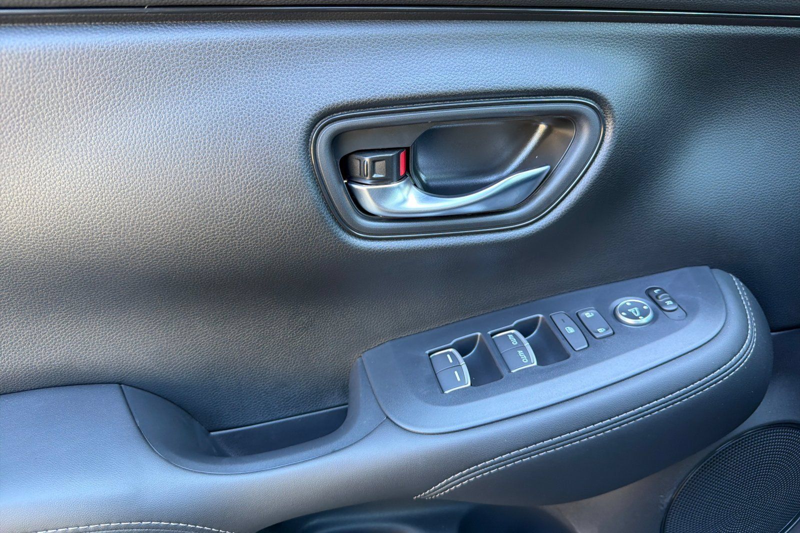 New 2027 Honda HR-V EX-L image 49