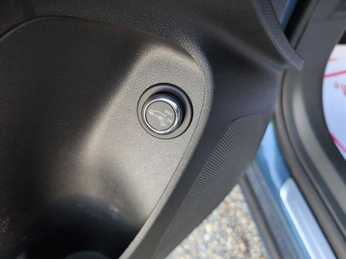 Used 2025 Buick Envista Avenir image 16